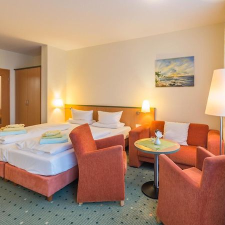 Am Weststrand Aparthotel Кюлунгсборн Экстерьер фото