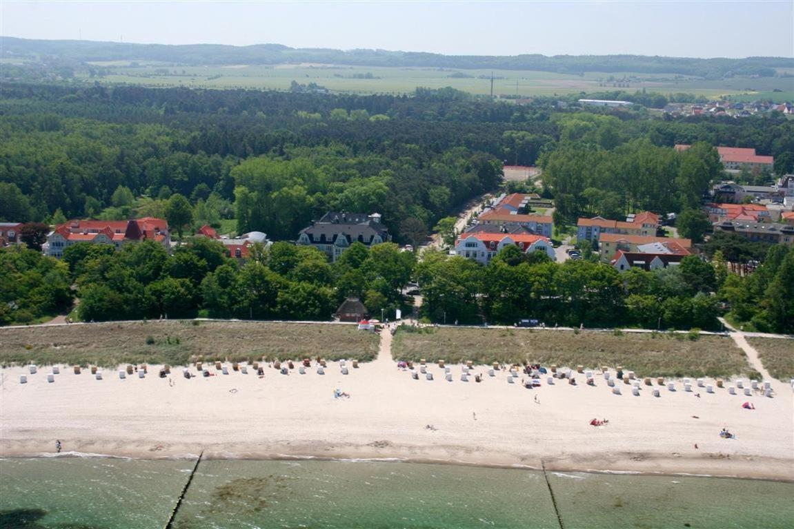 Am Weststrand Aparthotel Кюлунгсборн Экстерьер фото