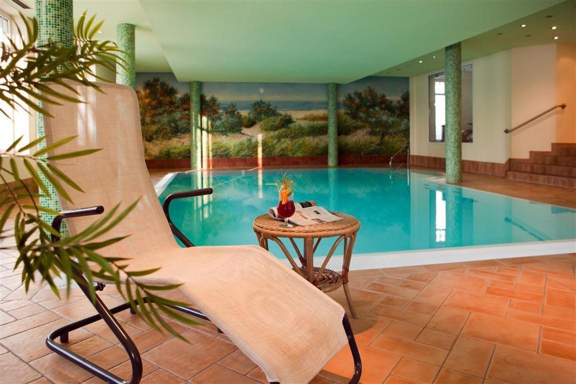 Am Weststrand Aparthotel Кюлунгсборн Экстерьер фото