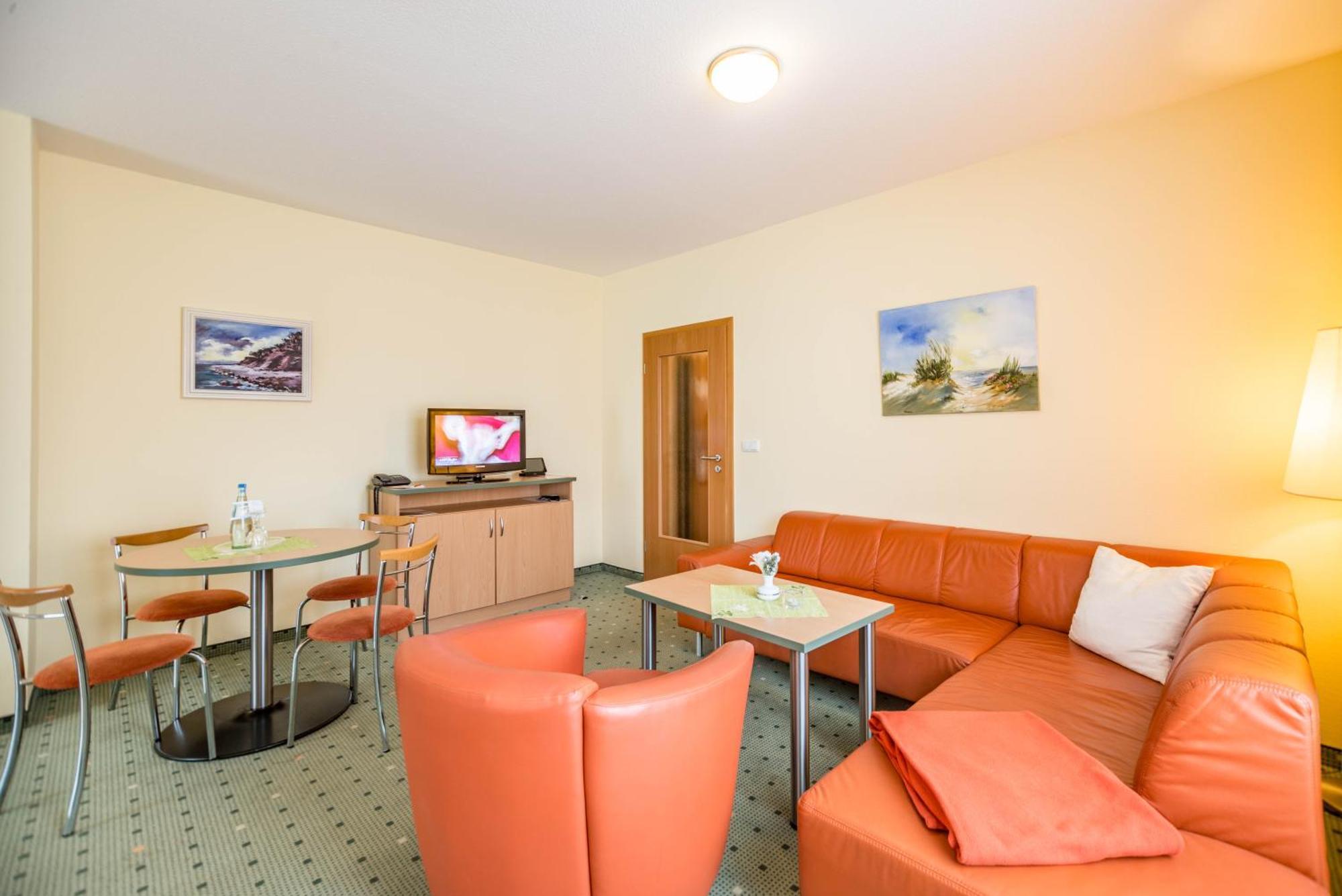 Am Weststrand Aparthotel Кюлунгсборн Экстерьер фото