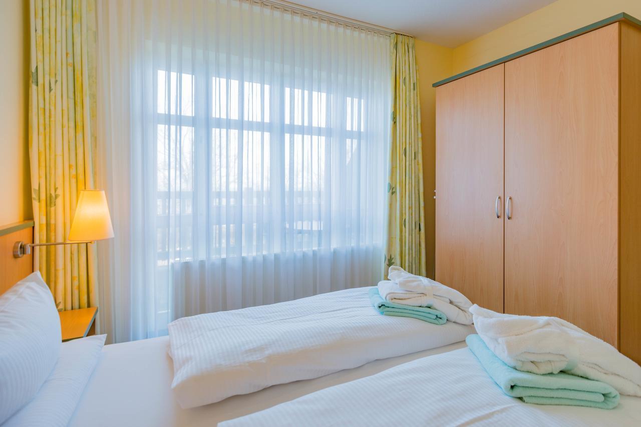 Am Weststrand Aparthotel Кюлунгсборн Экстерьер фото